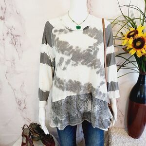 Clotheshead tie dye with lace detail top